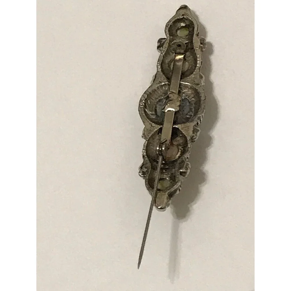 Vintage Cabochon Brooch